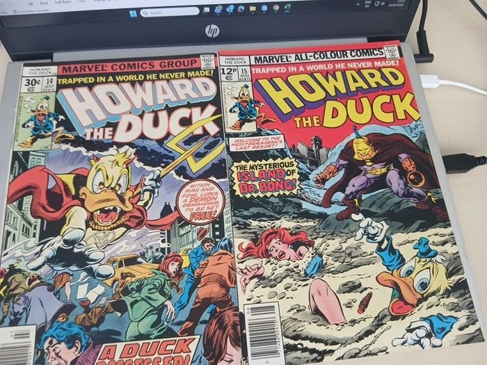 17 x Howard the Duck comics