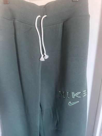 BNWT Nike Vintage green women's phoenix fleece wide leg standard fit High Rise Full length  pants for women size L UK18 EU46 Postage included