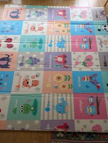 Baby play mat foldable
