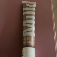 Milk Eye Shadow