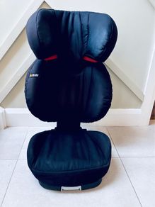 childs car seat