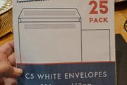 25 C5 envelopes packs