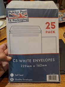 25 C5 envelopes packs