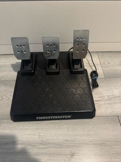 Thrustmaster pedal