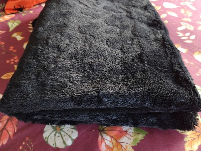 Disney Mickey Mouse Embossed Throw