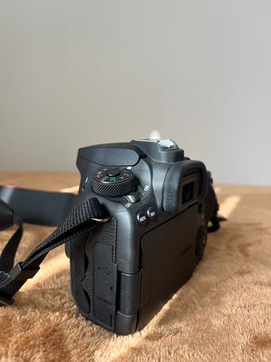 Canon EOS 90D DSLR (inc Lens / Bag / Acc)