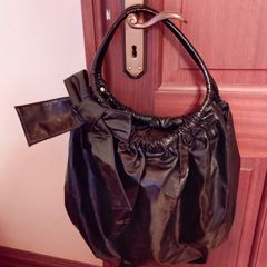 More Ladies Handbags (New & used).