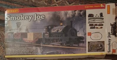 Hornby R1036 Smokey Joe Starter Train Set.