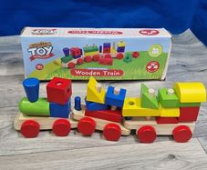 Wooden Shape Sorting Train  Complete with Box