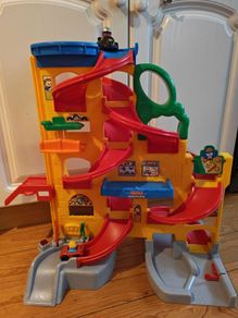 slide with cars