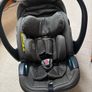 Egg 2 Egg Shell Infant car seat and 2 isofix bases Image 2