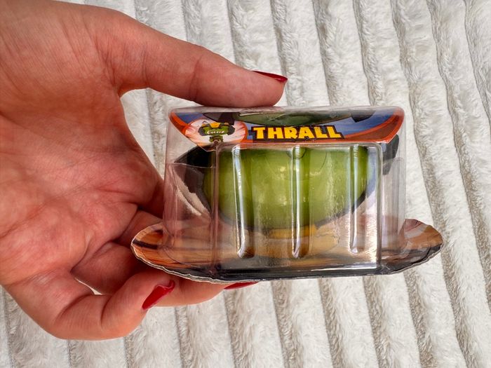 Mega Headz Thrall Action Figure Damaged Box Please see photos
