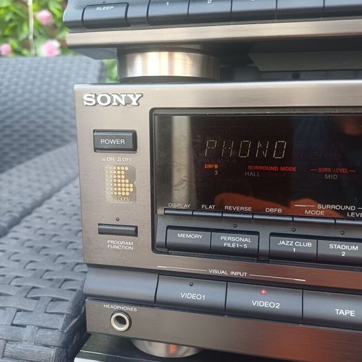 Sony's Liberty LBT-D System highly sought-after System including the matching Turntable in great condition