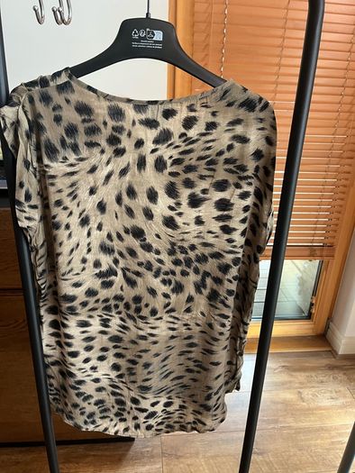 Reiss leopard top