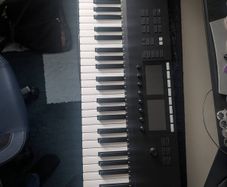 Native Instruments Komplete Kontrol S61 MK2 MIDI Controller