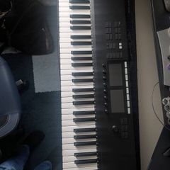 Native Instruments Komplete Kontrol S61 MK2 MIDI Controller