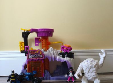 Imaginext Penguin Lair Playset