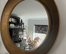Bevelled circular Mirror  Outer diameter 34.5 cm. Mirror size 26 in