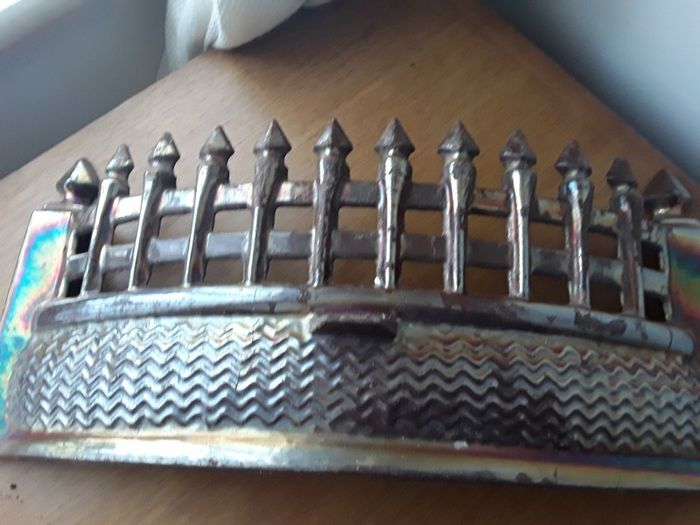 Fret fireplace
