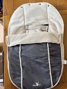 Wallaboo Footmuff 0-12 months grey car seat