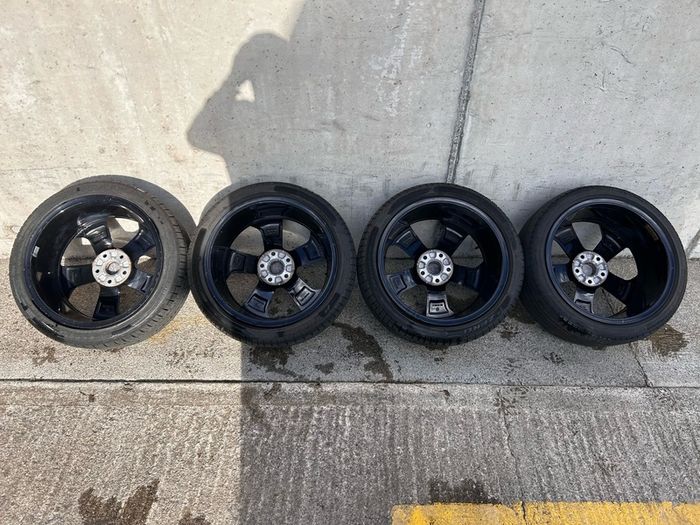 Genuine Volkswagen R-Line Austin 18" Alloy Wheels