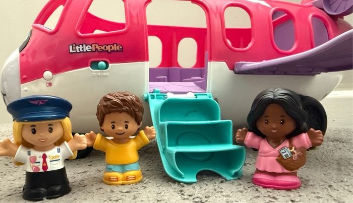 Fisher-Price Little People Barbie Dream Airplane