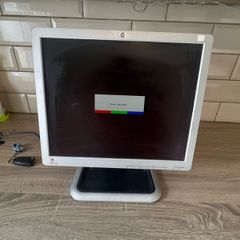 p c  monitor
