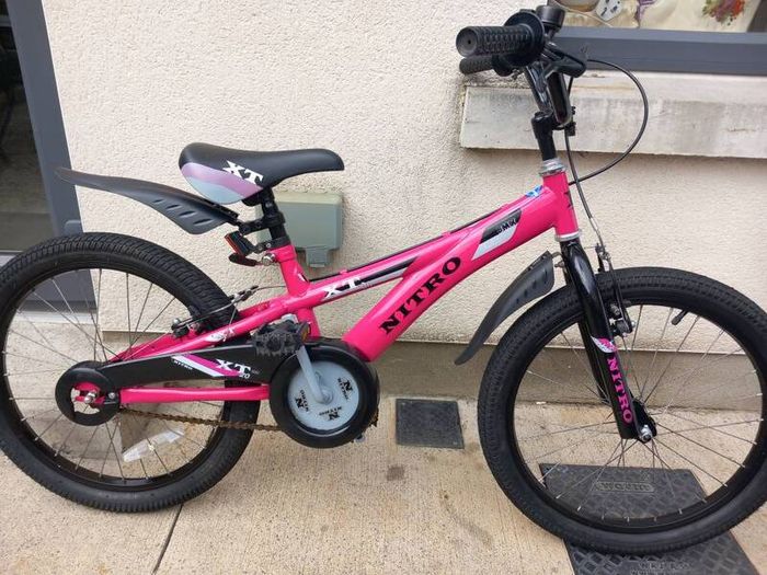 Kids Nitro bike size 20 inch wheels.