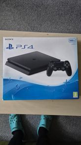 PlayStation 4 with Jailbreak disc