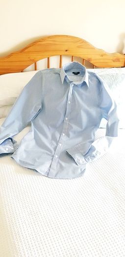 H&M Mens Shirt - Size S