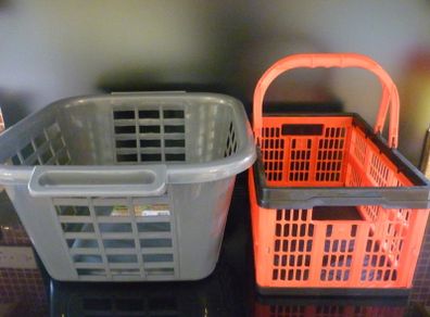Tontarelli Red collapsible foldable basket, crate & Addis Laundry Basket