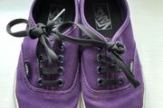 Vans trainers / shoes, barely used, in very good condition