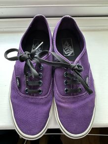 Vans trainers / shoes, barely used, in very good condition