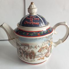 Sadler Twelve Days of Christmas Teapot