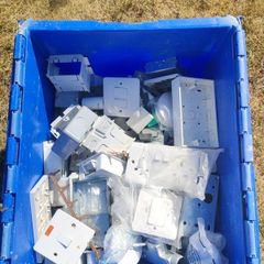 Box of various electrical items