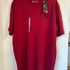 Under Armour tshirt