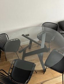 Modern Round Kitchen Table