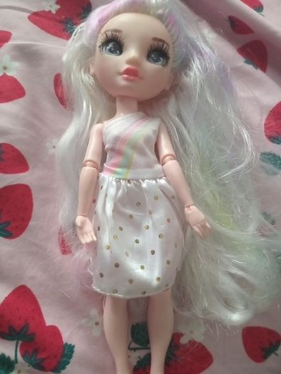 rainbow high doll