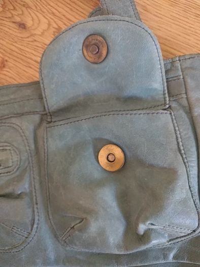 Leather bag
