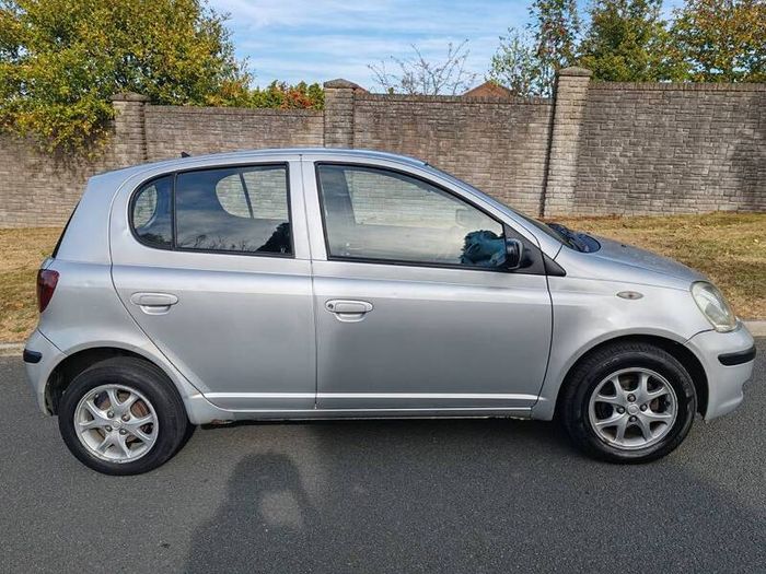 2006 Toyota Yaris