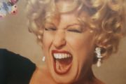 Bette Midler - Experience The Divine. Greatest Hits.