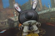 Kidrobot Dunny Stage 1 Amp ! by McBees Artist ! from Evolved Series ! Rarity 1/20 ! Vinyl Figure !