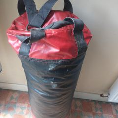 punch bag / kick bag