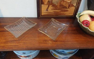 intage Retro Mid Century Modern Atomic Design Chance Brothers Fiestaware Set of Two Small Rectangular Dishes with Gilt Edging in the Very Rare Night Sky Pattern from 1957