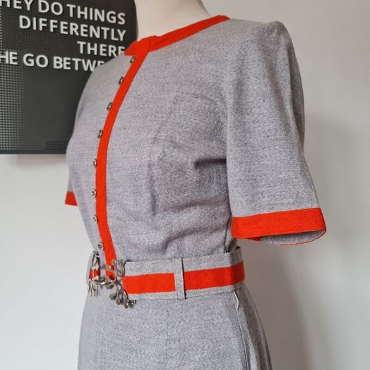 Vintage 1960s rare Colin Glascoe wool mod dress grey pillarbox red silver belt buckle / 1970s British designer Made in England S small