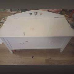 toy box