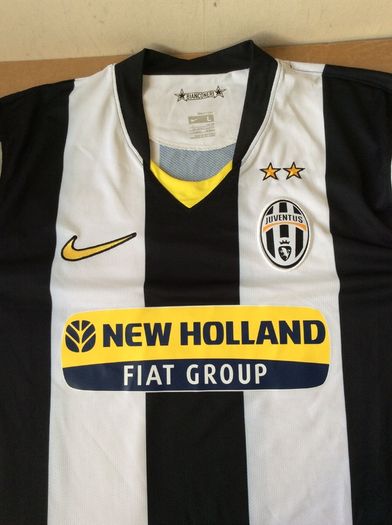 Juventus Jersey. Season 2008/2009. Official Nike Home Jersey From 2008. Authentic Original From 2008. Not A Modern Day Remake.