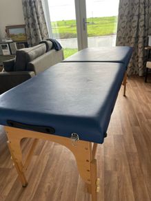 Foldable therapy bed