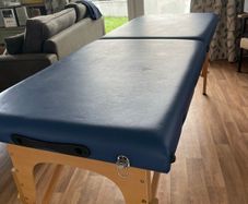 Foldable therapy bed