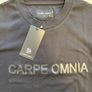 Carpe Omnia Bold Logo T-Shirt Black - Size Small Image 5